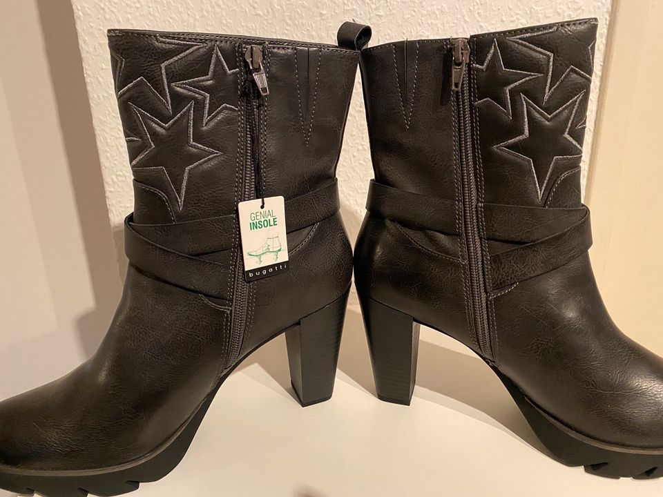 Stiefeletten neu Gr 41 Bugatti in Berlin