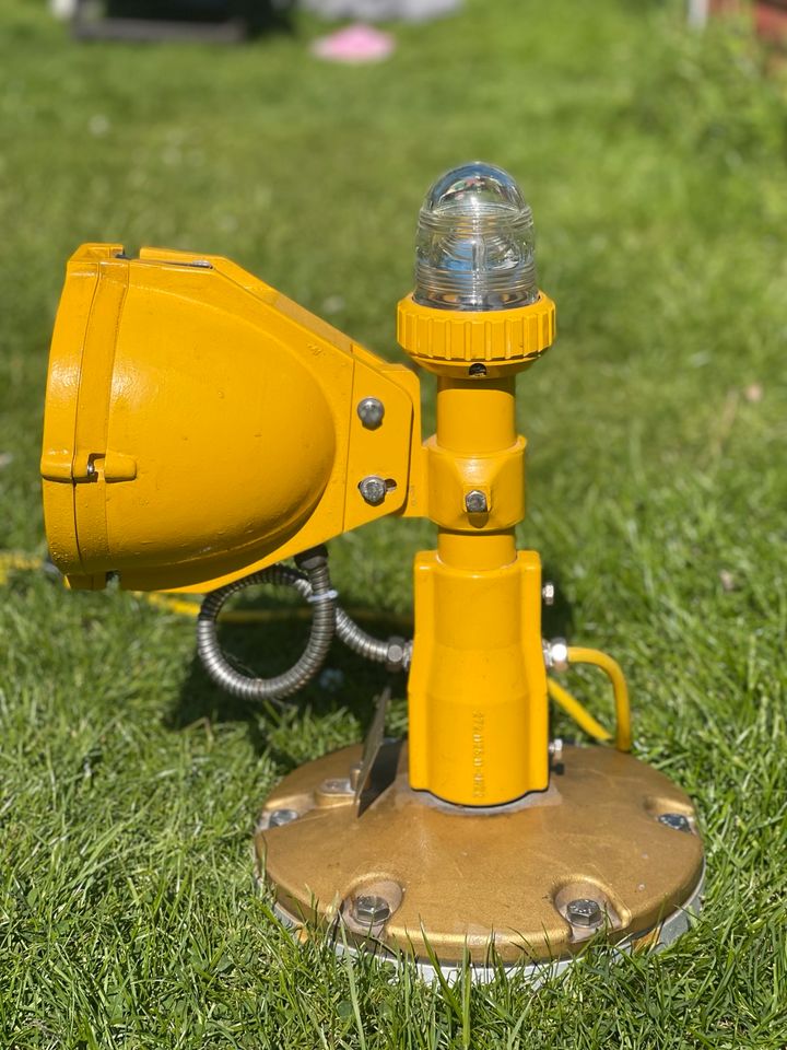 Flugfeldbefeuerung Lampe Beleuchtung Flughafen in Ascheberg