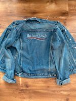 Jeansjacke von Balenciaga Gr. L unisex Berlin - Steglitz Vorschau