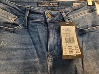 Damenjeanshose Bayern - Buch Vorschau