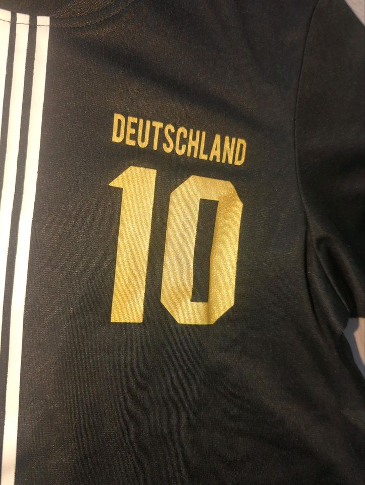 Deutschland t-shirt/trikot grösse 158 164 schwarz in Lübben