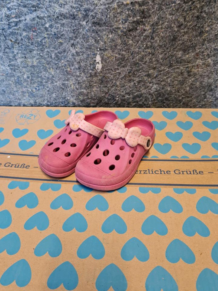 Minnie Mouse Maus Clogs Größe 28 Schuhe Pink Mädchen Kinder in Emden