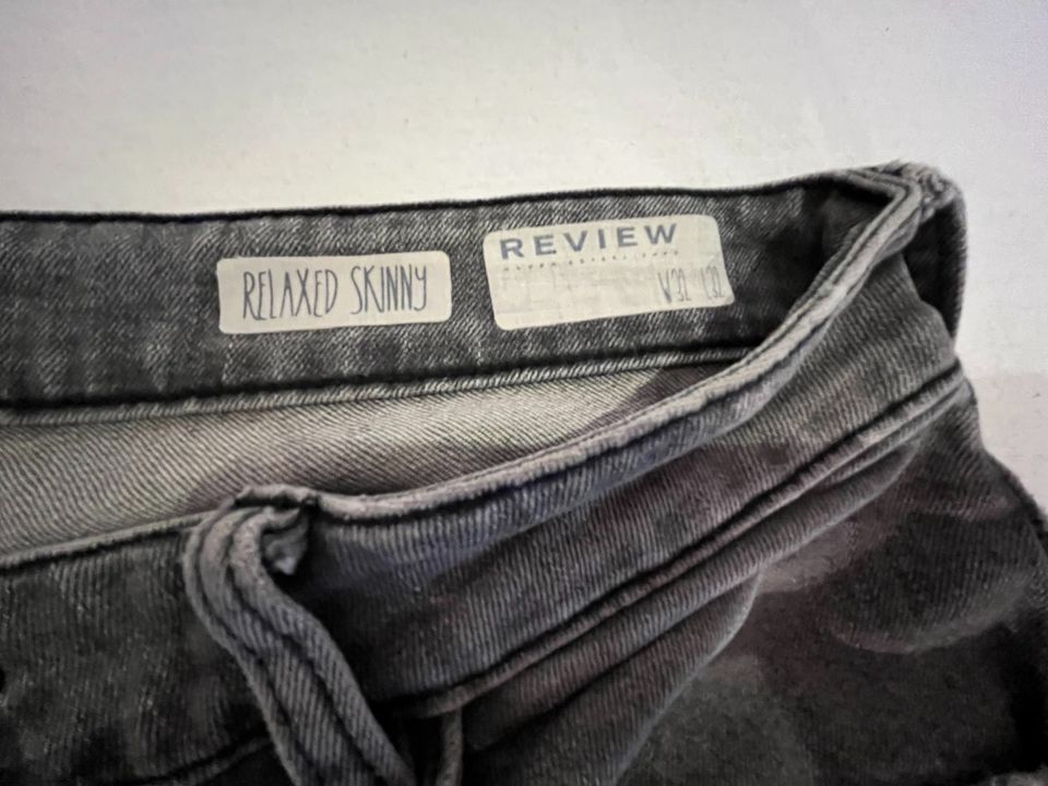 Review Herren Jeans Größe 32/32 ripped/destroyed in Mülheim (Ruhr)