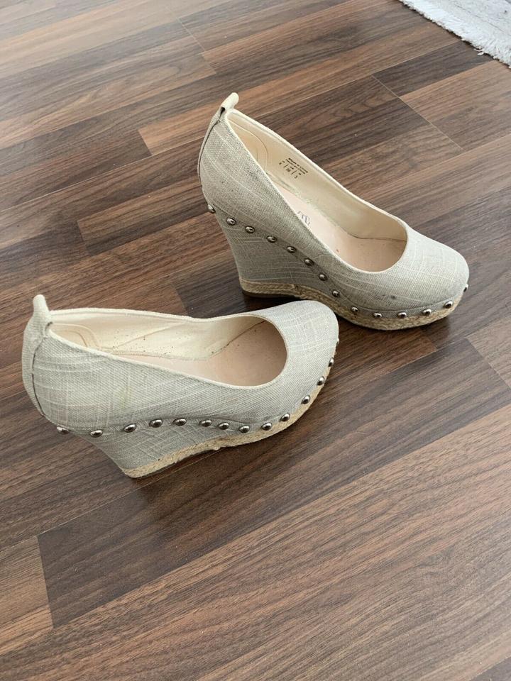 Aldo Italy Nieten Plateau Pumps Schuhe Beige Gr.36 wNeu in Herzogenrath