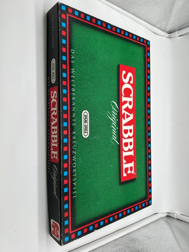 Scrabble Brettspiel in Halle