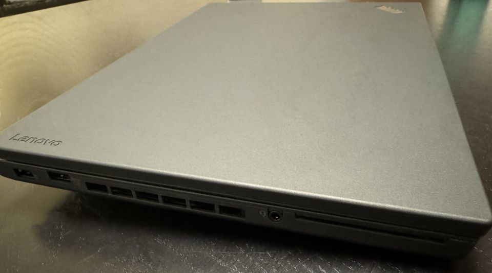 Lenovo ThinkPad T470p i5-7300HQ 2,3 GHz 8GB 256GB NVMe SSD 14"FHD in Sandhausen