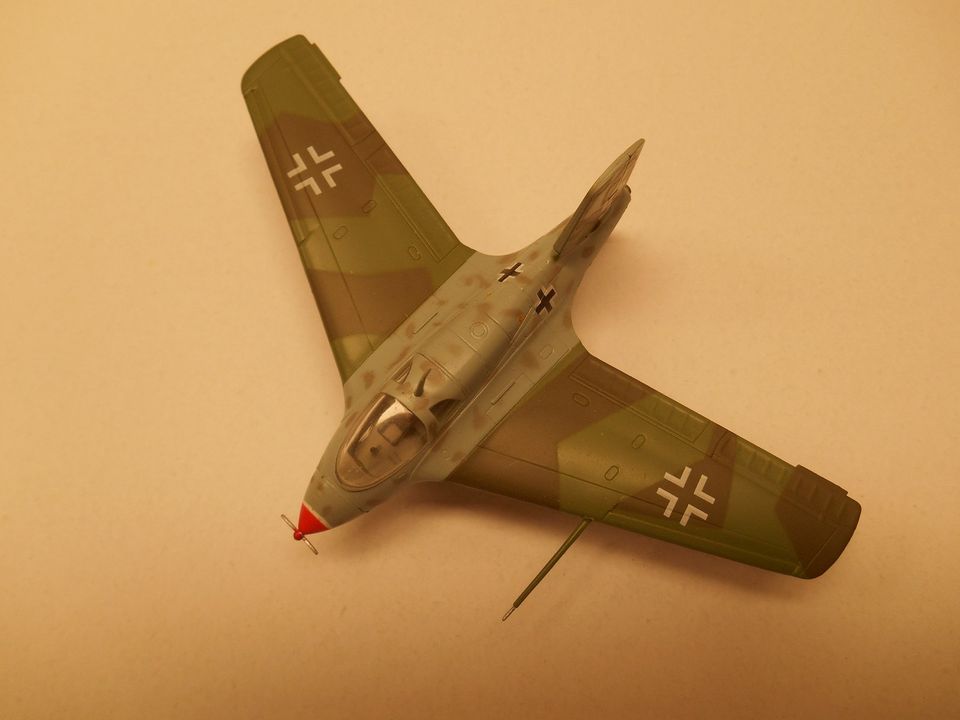 Modellflugzeuge 1:72 WWII Messerschmitt,Spitfire in Kruchten