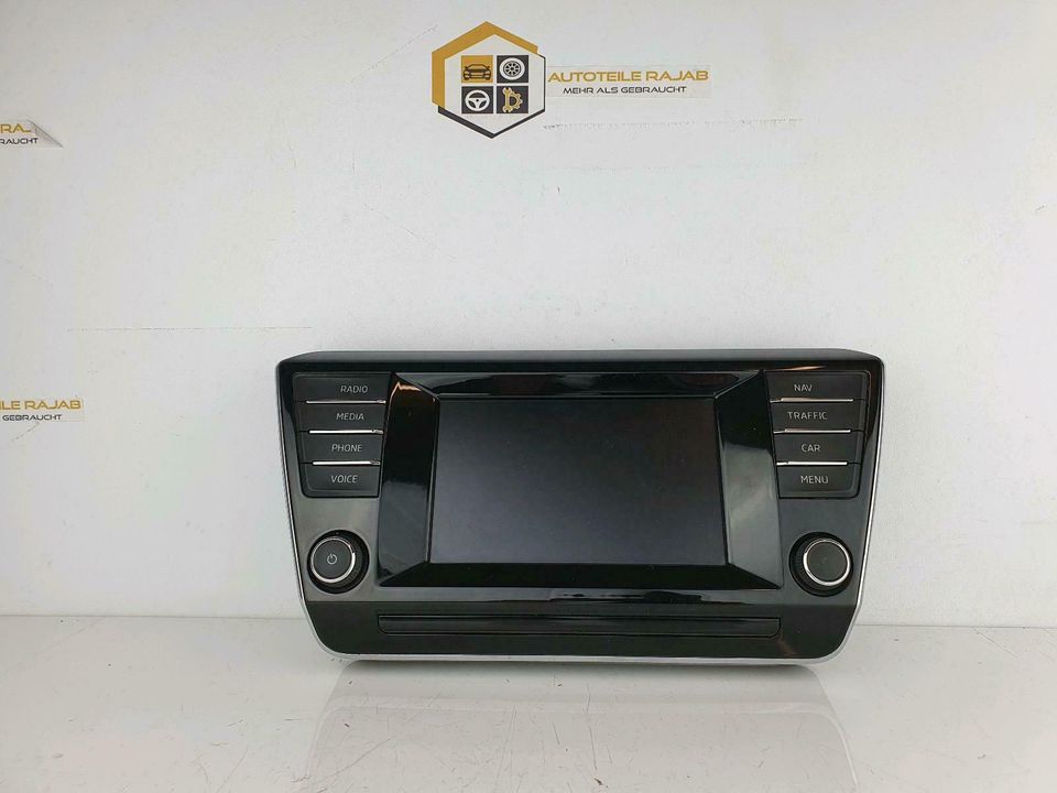 Skoda Superb 3V Display 3V0919605 A Radio Navi LCD Monitor Bolero in Niederkassel