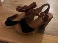 Sandalen Clarks, Graceland, Mustang Hessen - Kalbach Vorschau