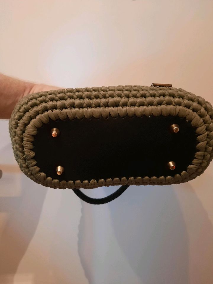 Unikat Handtasche, khaki o. rubinrot, Handarbeit , Handmade in Aachen