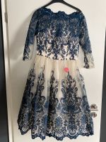 Kleid Chi Chi London Blau Weiß Spitze UK12 (42/ L) Schleswig-Holstein - Bad Oldesloe Vorschau