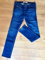 Hollister Skinny Jeans dunkelblau Größe 5L Baden-Württemberg - Hockenheim Vorschau