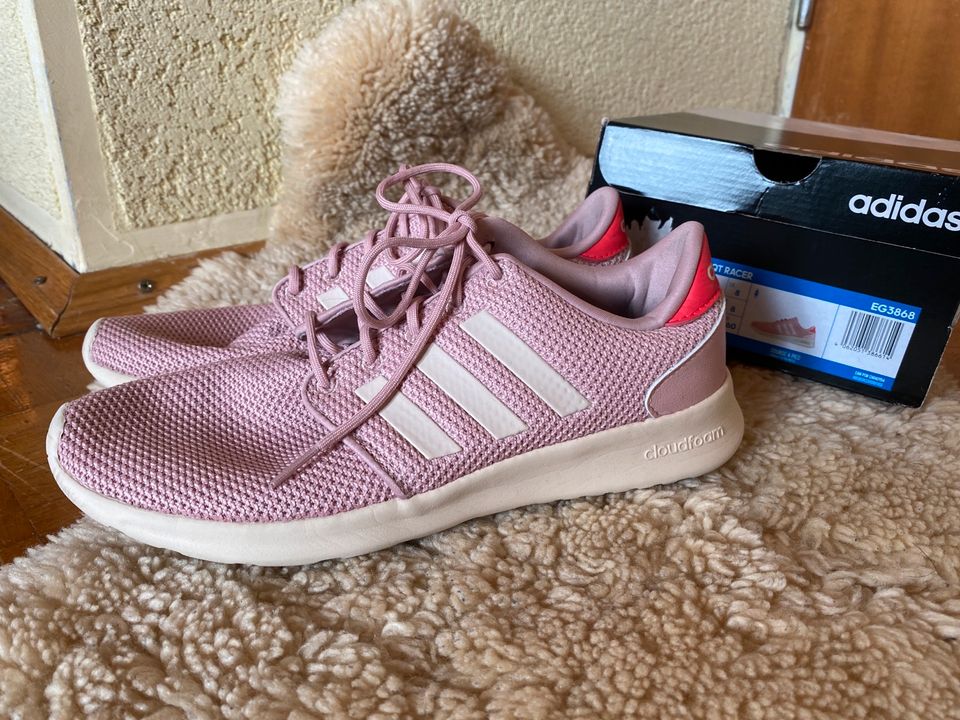 ADIDAS Gr. 42 QT RACER Damen Indoor Hallenschuhe rosa soft rose in Hessen -  Schwalmstadt | eBay Kleinanzeigen ist jetzt Kleinanzeigen