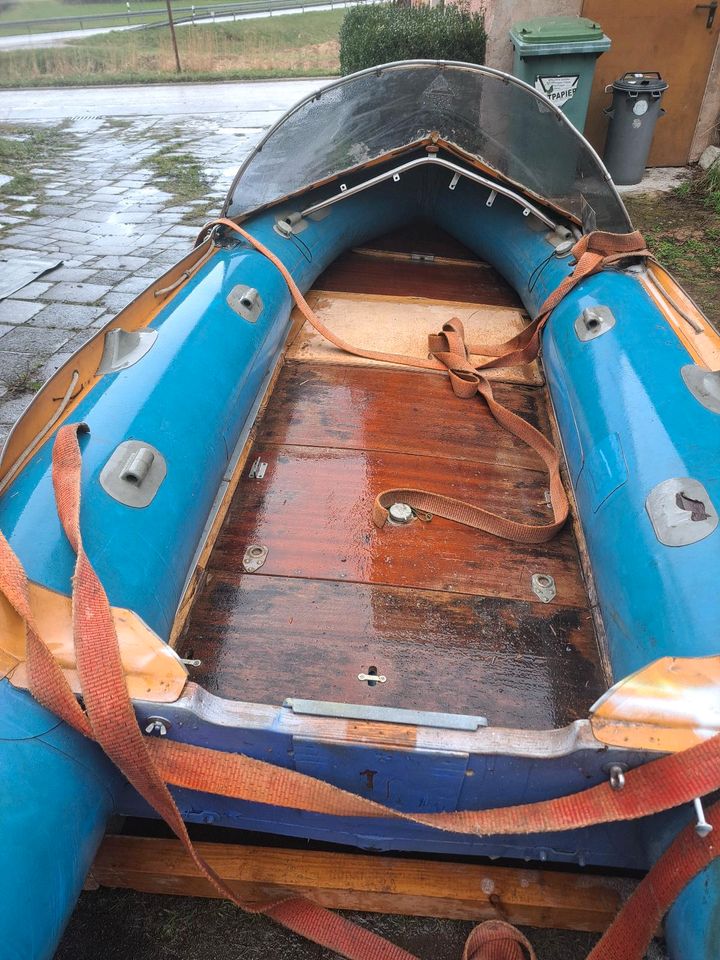 Schlauchboot Zephyr 404 in Windsbach