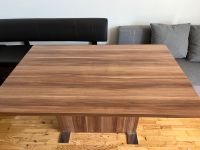 Holztisch mit zwei Stühlen Bayern - Starnberg Vorschau