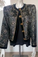 Vintage Jacke/Blazer mit Gold Effekte Größe 44 Niedersachsen - Eime Vorschau