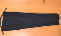 NEU ☀️ GARDEUR Hose Gr. 42K schwarz Style 312 Kr. München - Grasbrunn Vorschau