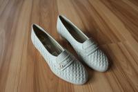 ARIANE Schuhe Damen Gr. 37 Luftpolstersohle creme *NEU* Hessen - Aßlar Vorschau