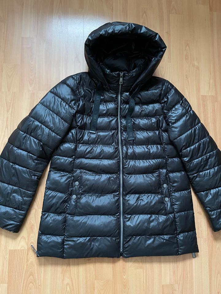 Superleichte, warme Jacke, Fuchs Schmitt, 40, NP 259,99, wie neu in Denkte