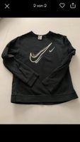 Nike Pullover Größe 158-170 Hessen - Alheim Vorschau