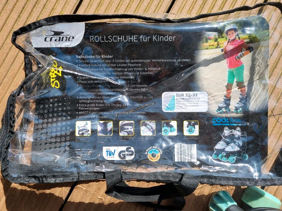 Rollschuhe für Kinder Gr. 33-37 in Bedburg-Hau