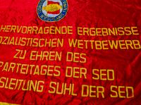 DDR Fahne zum X Parteitag der SED - Topstück Bayern - Aschaffenburg Vorschau