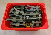 Große Lego Duplo Eisenbahn Set, 74 Teile, inkl. Loks, Brücke Nordrhein-Westfalen - Korschenbroich Vorschau