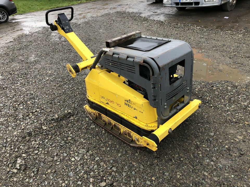 Wacker DPU 100/70Le Rüttelplatte Mieten Stampfer 750 KG Dumper in Mücke