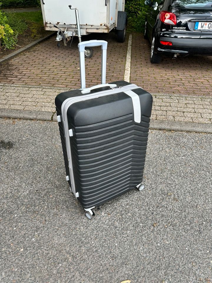 Koffer für Reisenden. Reisekoffer. Groß. TOP Qualität in Wuppertal