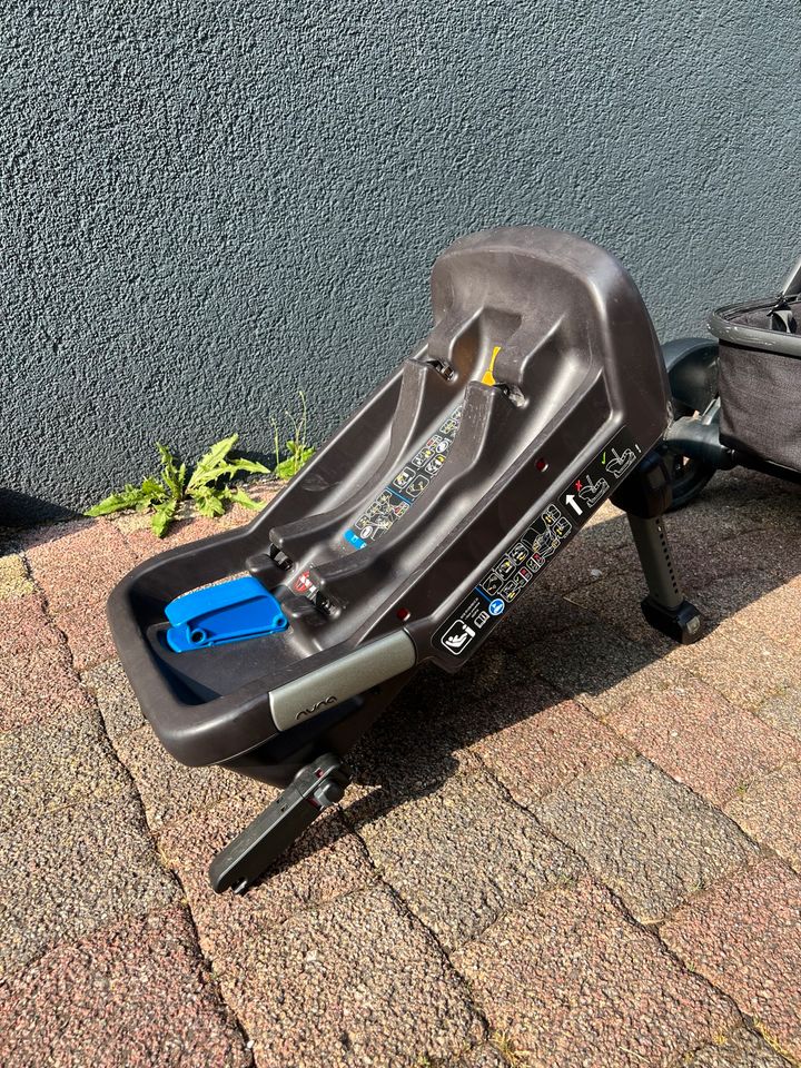 NUNA demi grow / Ocean / Multiwagen +Isofix Basisstation+Maxicosi in Rimbach