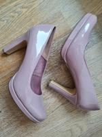 Mauvefarbene Highheels / Pumps von Tamaris Bayern - Germering Vorschau