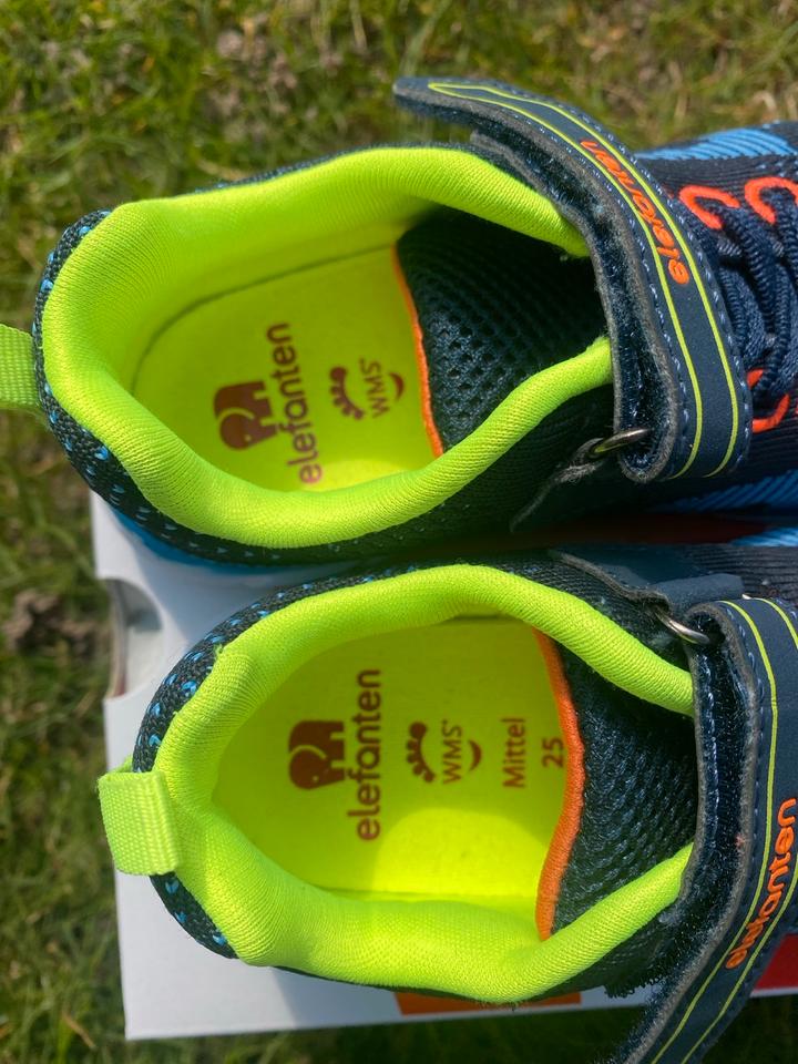 Elefanten Sportschuhe Gr. 25, Weite M, blau sehr gut erhalten in Rackwitz