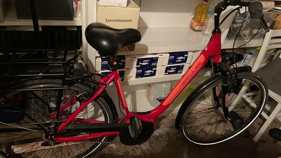 Sehr gut Fahrrad von Elektriker in Frankfurt am Main