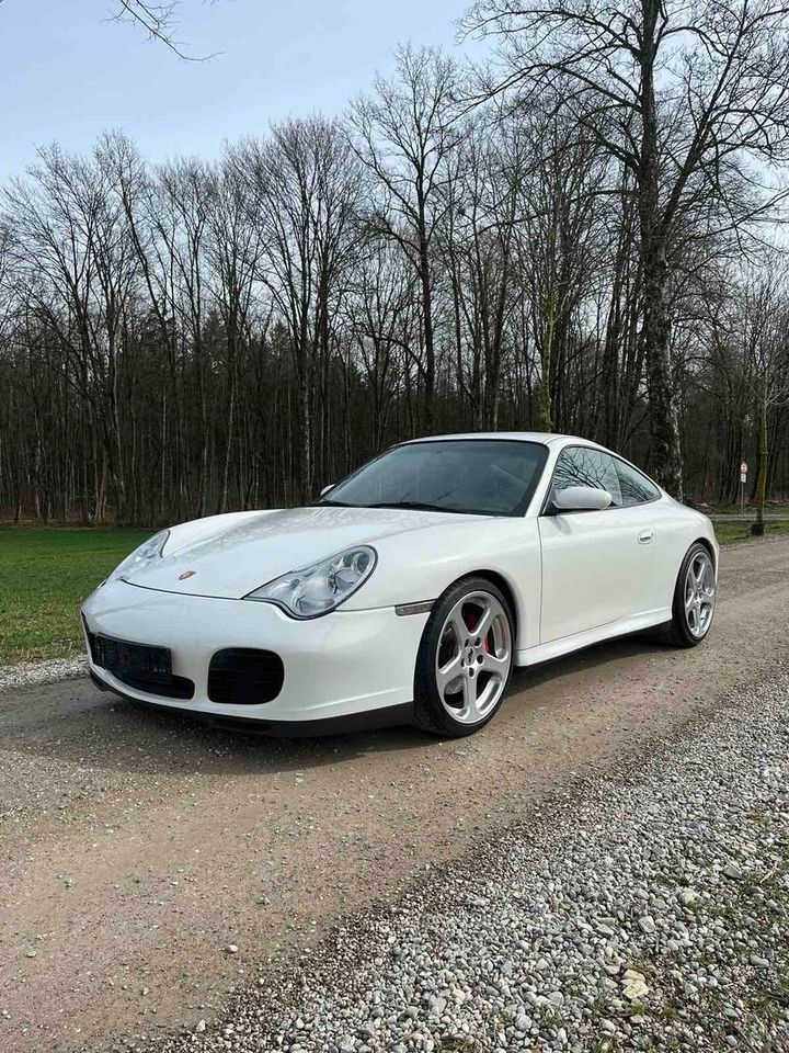 Porsche 996 4S Weiß Bose PCCM+ in Kirchseeon