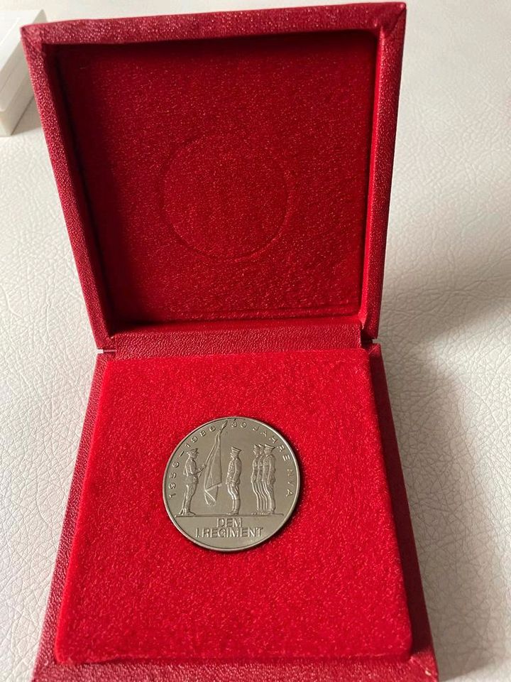 DDR NVA Medaille in Potsdam