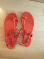 Flache Sandalen orange Zehentrenner S. Oliver  Gr. 41 Niedersachsen - Melle Vorschau
