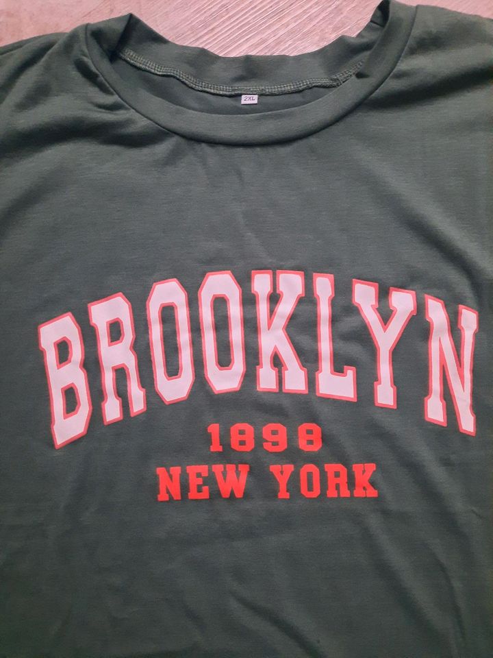 Shirt Brooklyn NEU in Scharbeutz