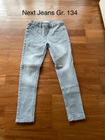 Next Mädchen Jeans grau Gr. 134 neuwertig Baden-Württemberg - Erbach Vorschau