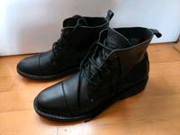 Schwarze Levi'sLederstiefel Größe44 Echtleder Schuhe Boots Herren Dresden - Klotzsche Vorschau