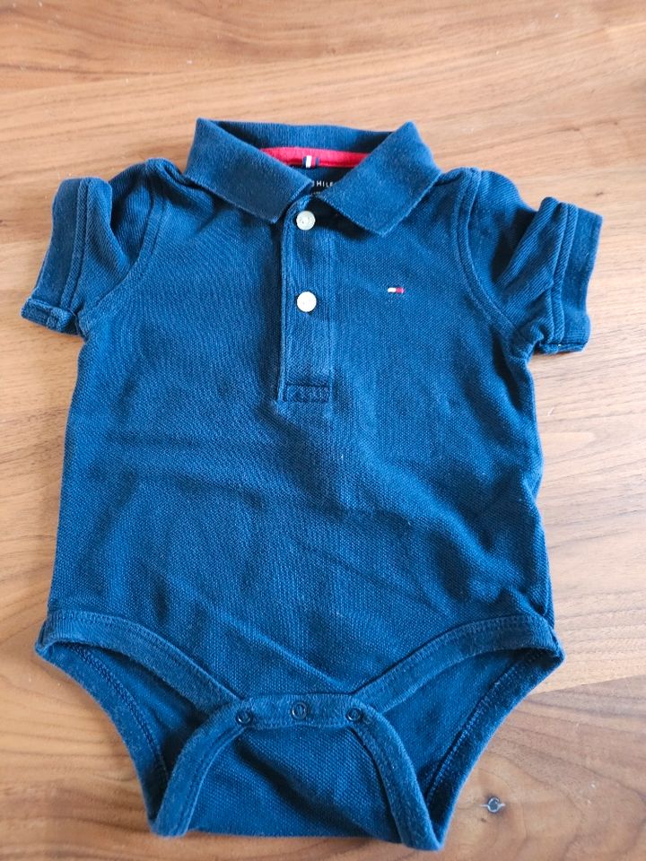 Tommy Hilfiger Polo Body Baby 74 6-9 Monate in Konstanz