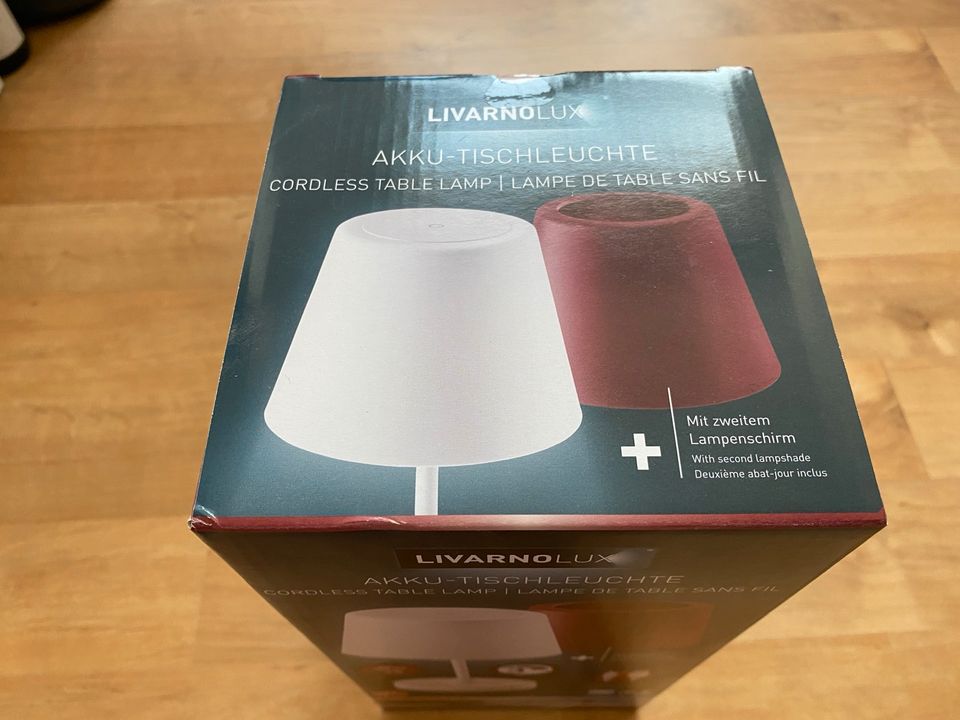 Akku Tischleuchte Lampe für Innen und Außen in Hannover