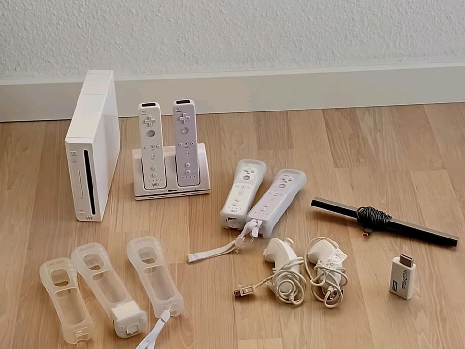 Nintendo Wii Konsole mit Spielen und Balanceplatte in Herdecke