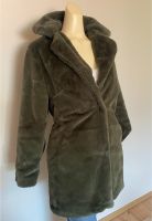 Teddyjacke Teddymantel Jacke dunkel grün Gr. S Plüsch Teddyfell Bochum - Bochum-Nord Vorschau