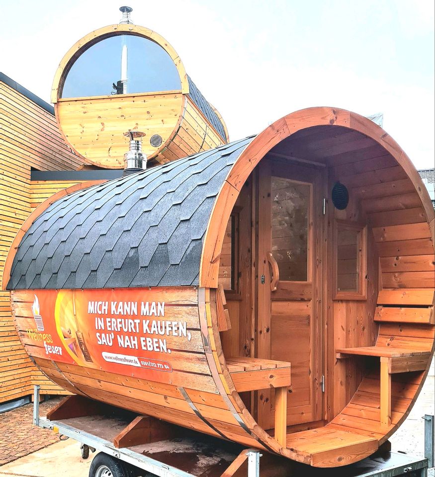 Fasssauna Thermoholz Sauna Gartenhaus Saunafass Holzofen Fassauna Badezuber Hot Tub Badefass Tiny House Gartenhaus See Almhütte Fass Campingplatz Schlaffass Wildnis Holz Saunawagen Unterkunft Pension in Erfurt