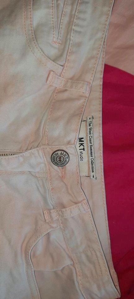 MKT Studio Shorts kurze Hose used Look rose/aprikose Gr. 38 in Langenfeld