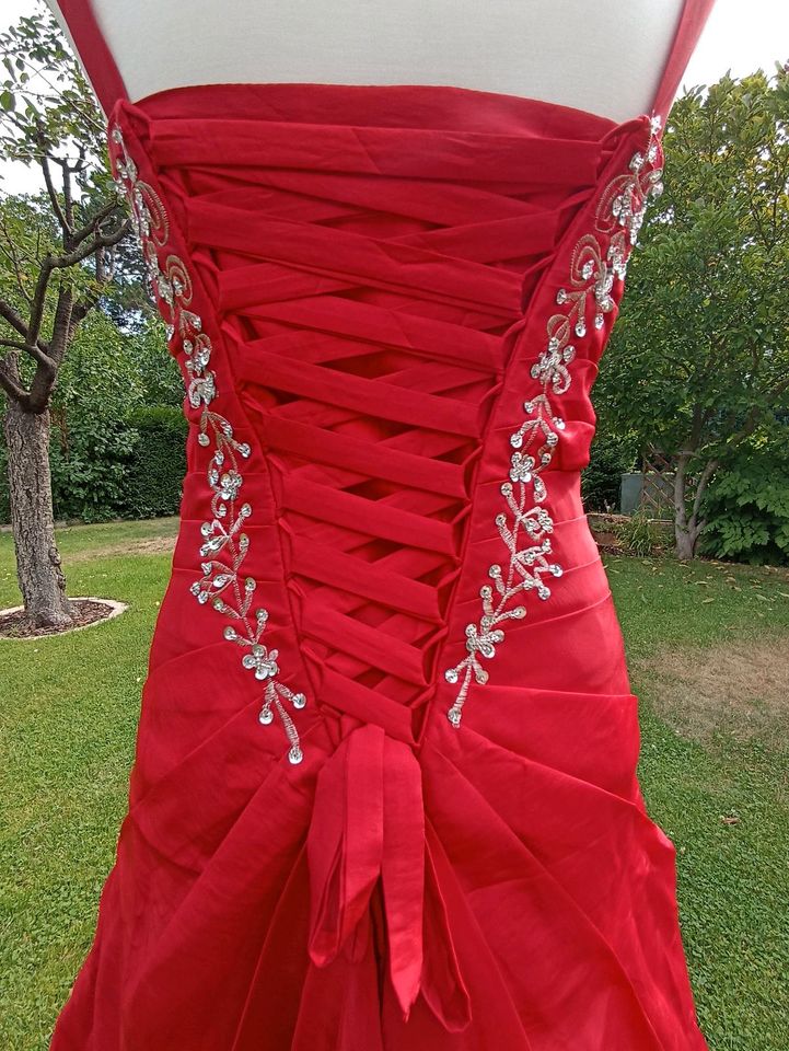 Rotes Kleid Brautkleid Partykleid Pailletten Schnürung in Berlin