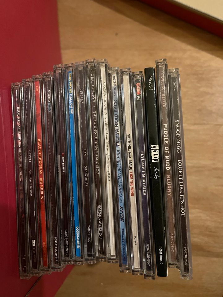 CD Sammlung Alben & Singles 2000er 90er Bravo Hits etc in Hamburg