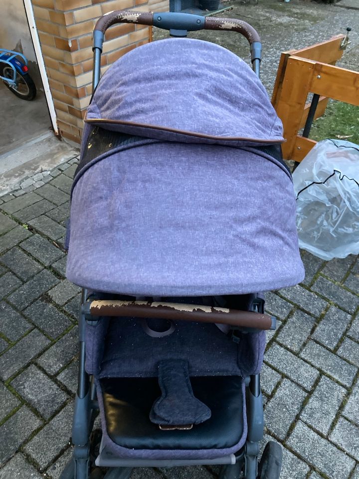 Kombi Kinderwagen in Northeim