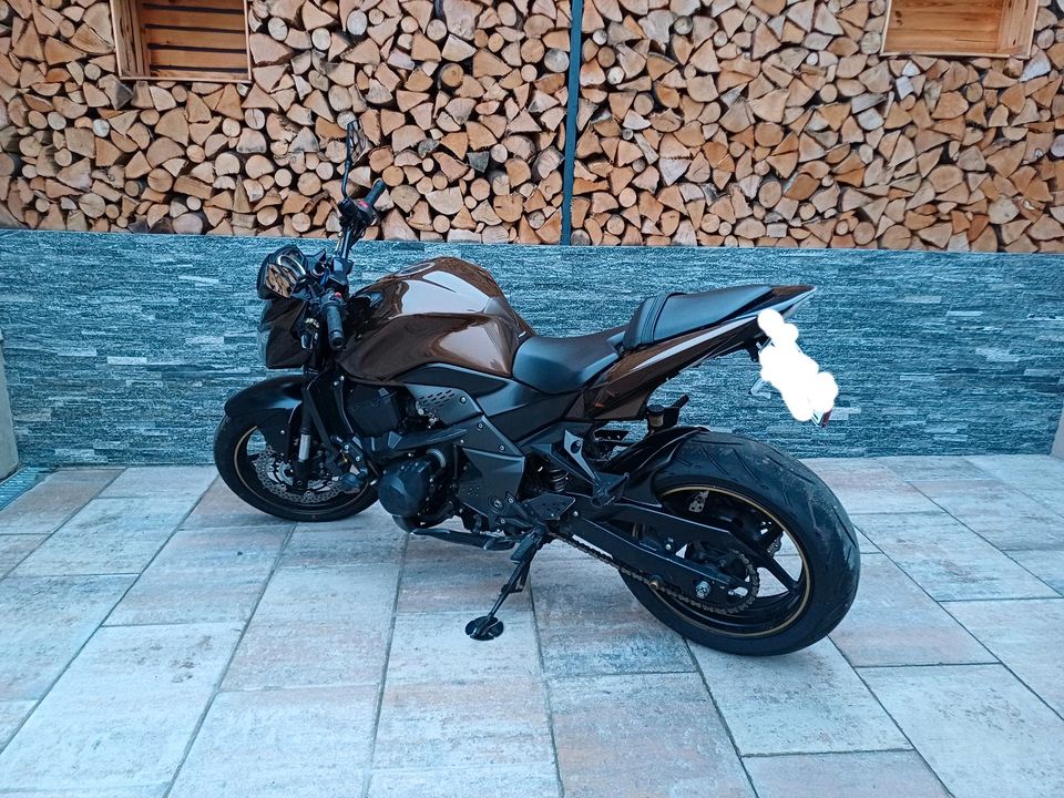 Kawasaki Z750 L ABS Sonderlackierung in Lichtenstein