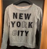 Schönes leichtes Sweatshirt in 170 H&M Druck Nordrhein-Westfalen - Oberhausen Vorschau